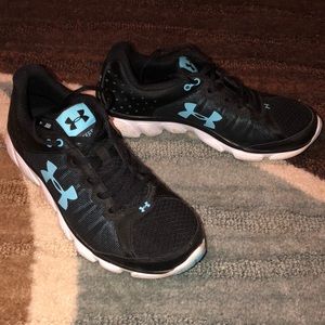 Women’s Under Armour shoes